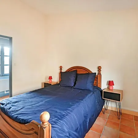 2 Bedroom Lovely In