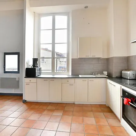 Apartment Gorgeous In With Kitchen
